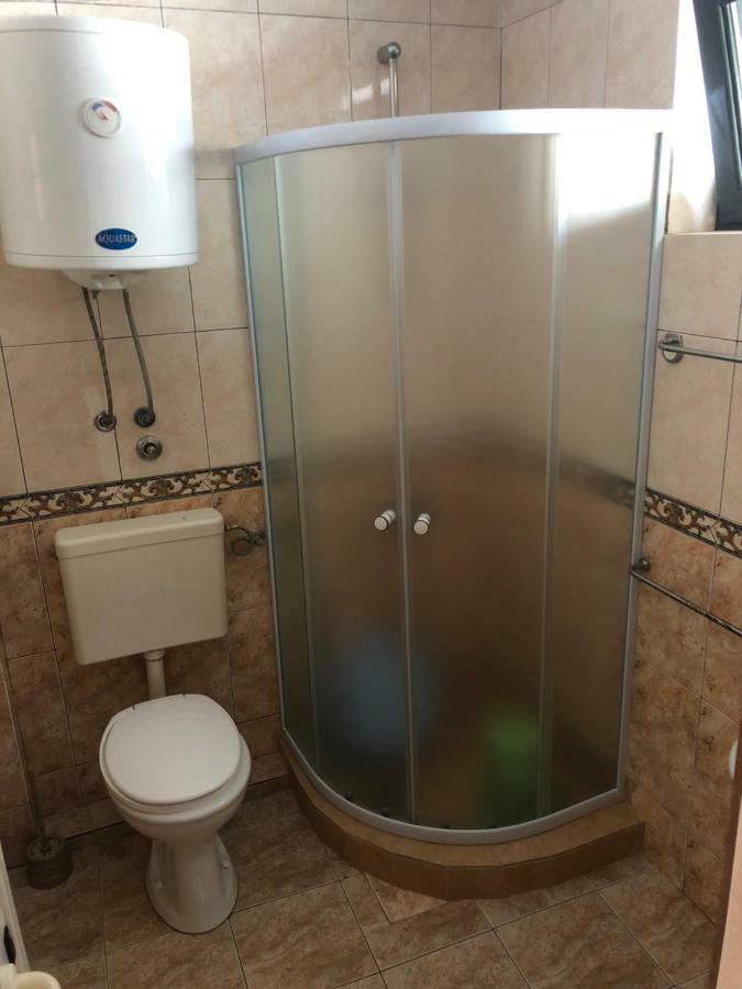 Apartments Toni Улцинь Екстер'єр фото