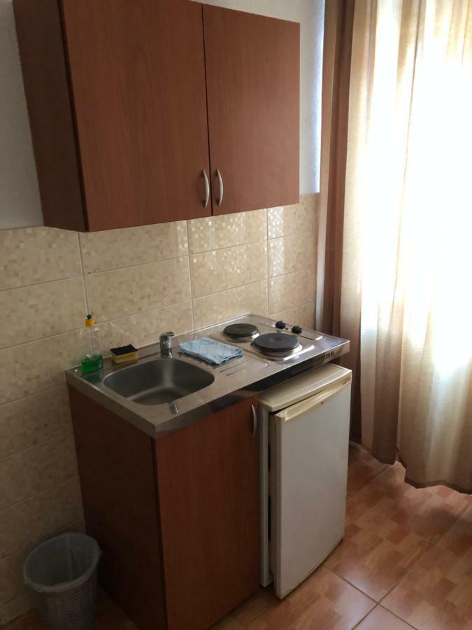 Apartments Toni Улцинь Екстер'єр фото